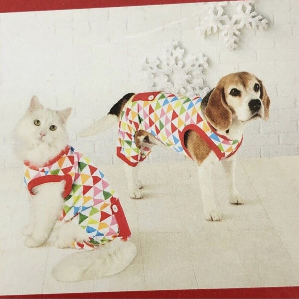 Dog or Cat outfit NWT